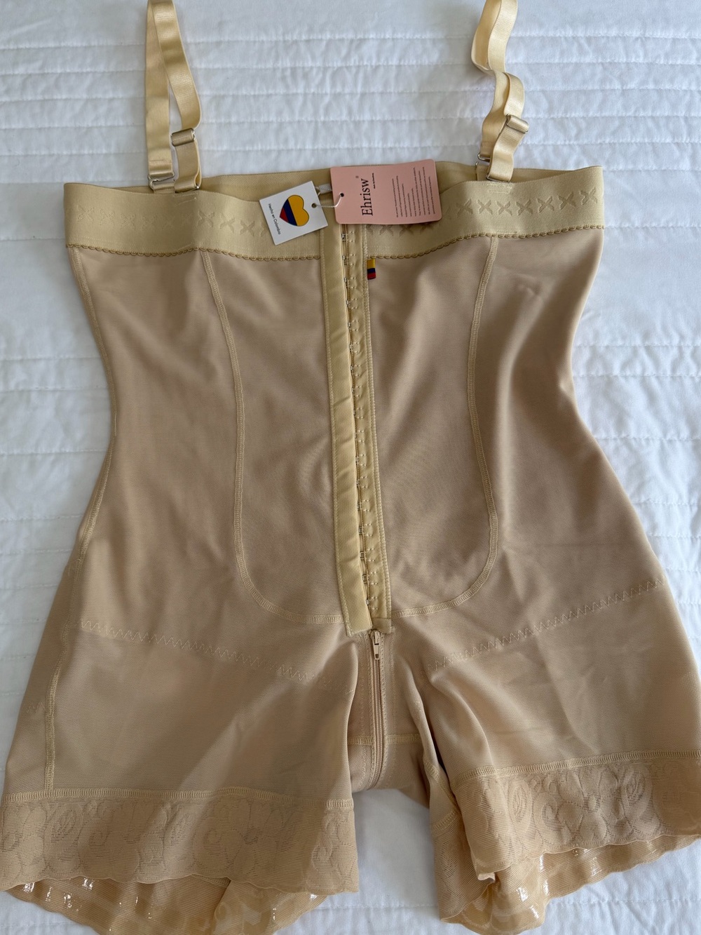 High-Waist Shaping Shorts in Beige with Front Closure Colombian